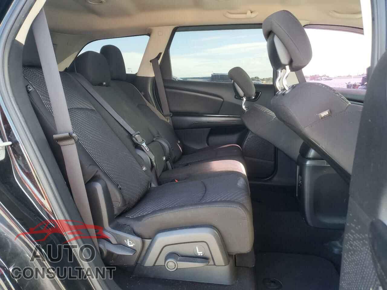 DODGE JOURNEY 2015 - 3C4PDCBG2FT516984