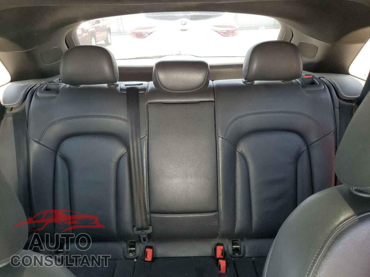 AUDI Q3 2016 - WA1GFCFS5GR020073