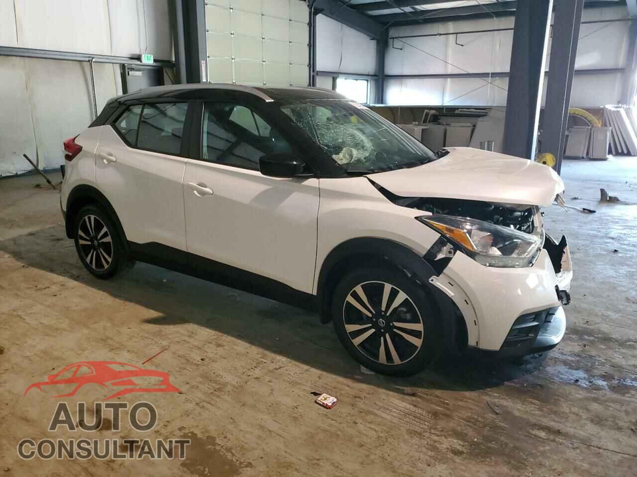 NISSAN KICKS 2019 - 3N1CP5CU3KL565162