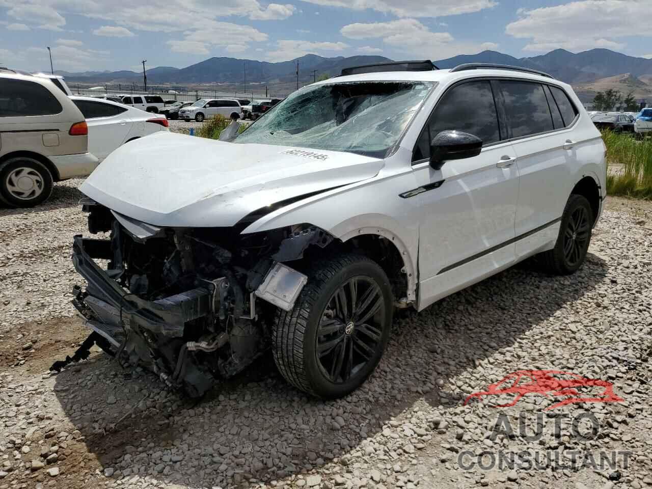 VOLKSWAGEN TIGUAN 2022 - 3VV8B7AX4NM155786