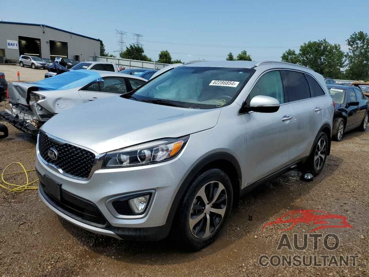 KIA SORENTO 2016 - 5XYPHDA14GG006040