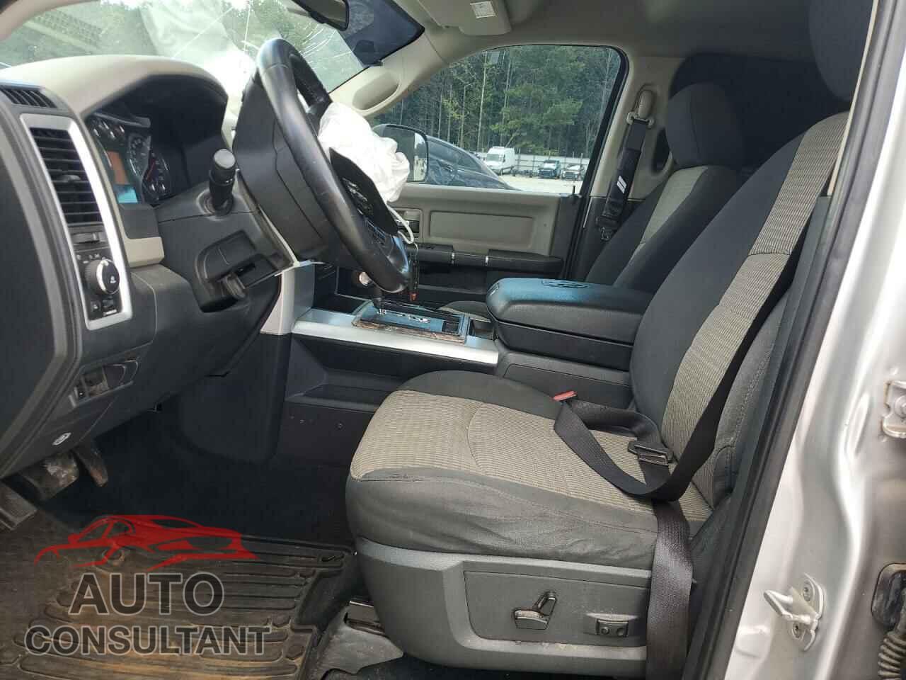 DODGE RAM 1500 2012 - 1C6RD7LT3CS295542