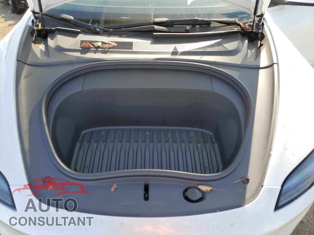 TESLA MODEL 3 2024 - 5YJ3E1EA0RF782305