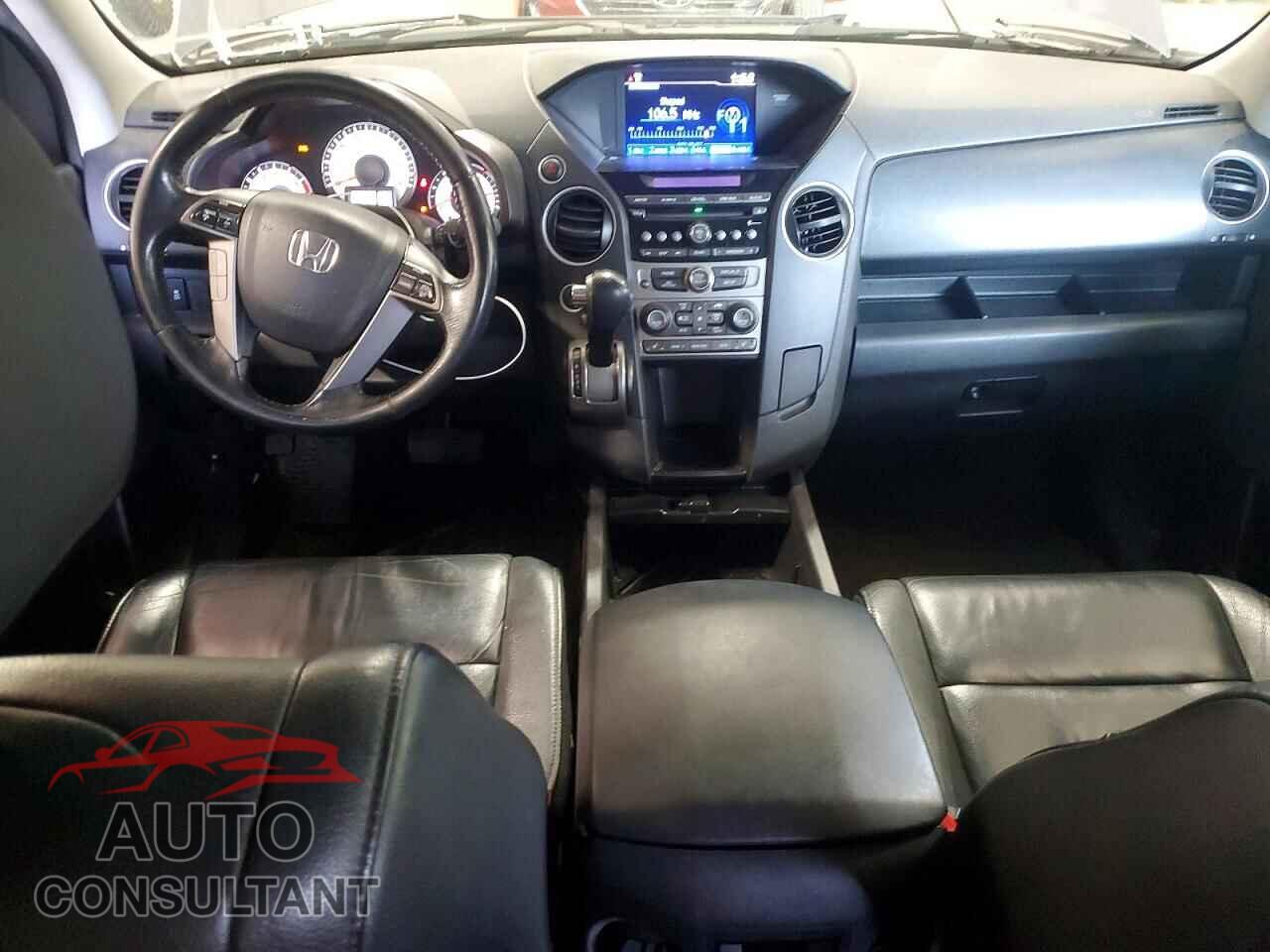 HONDA PILOT 2014 - 5FNYF4H55EB023047