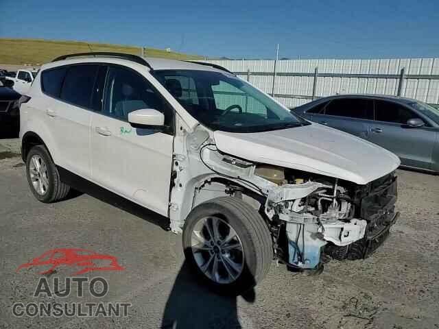 FORD ESCAPE 2017 - 1FMCU9G92HUB80365