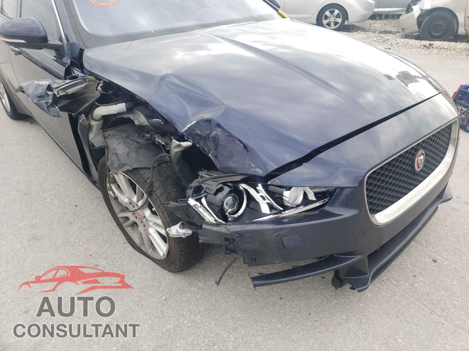 JAGUAR XE 2017 - SAJAD4BG1HA976015