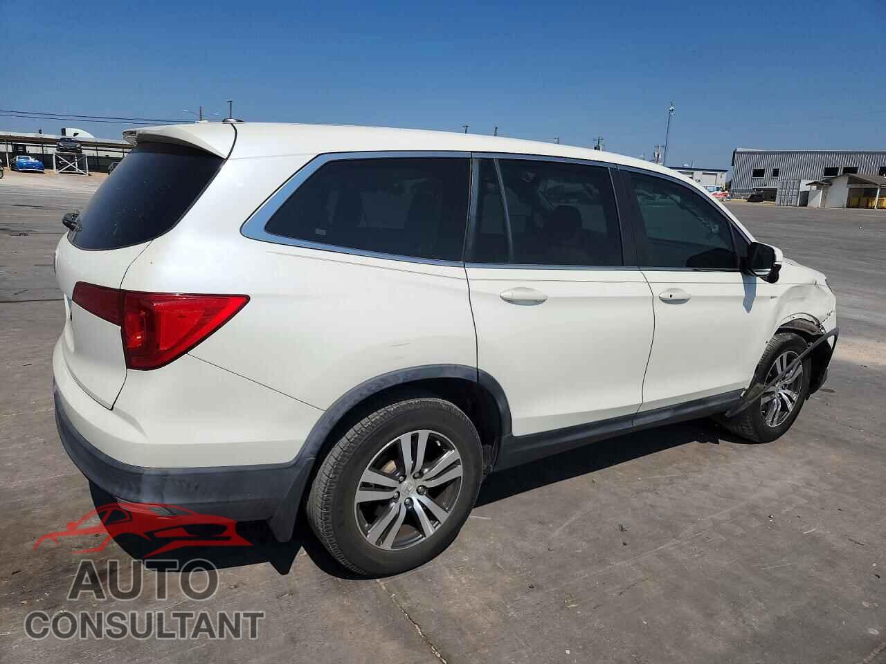 HONDA PILOT 2017 - 5FNYF5H55HB009577