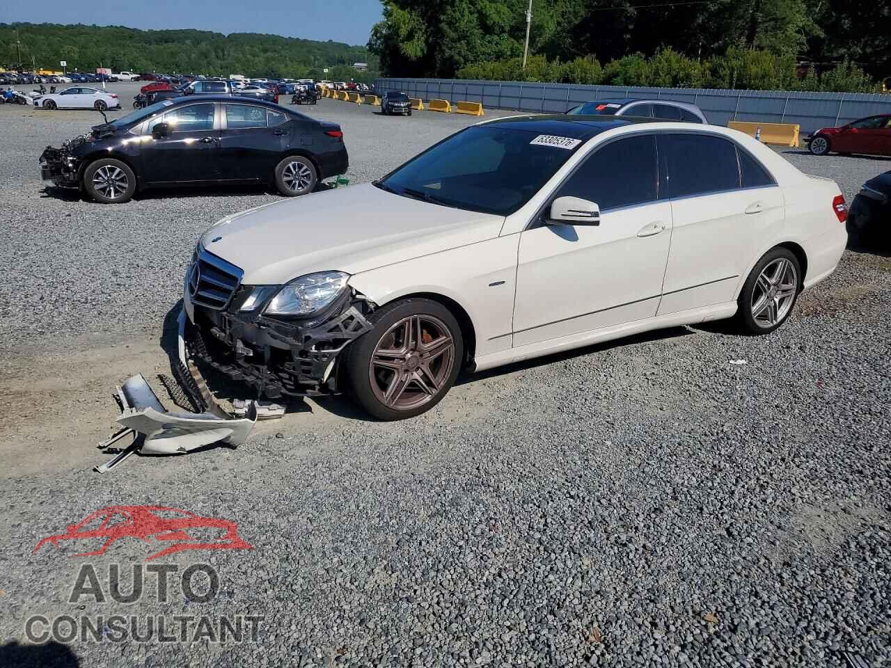 MERCEDES-BENZ E-CLASS 2012 - WDDHF5KBXCA641027