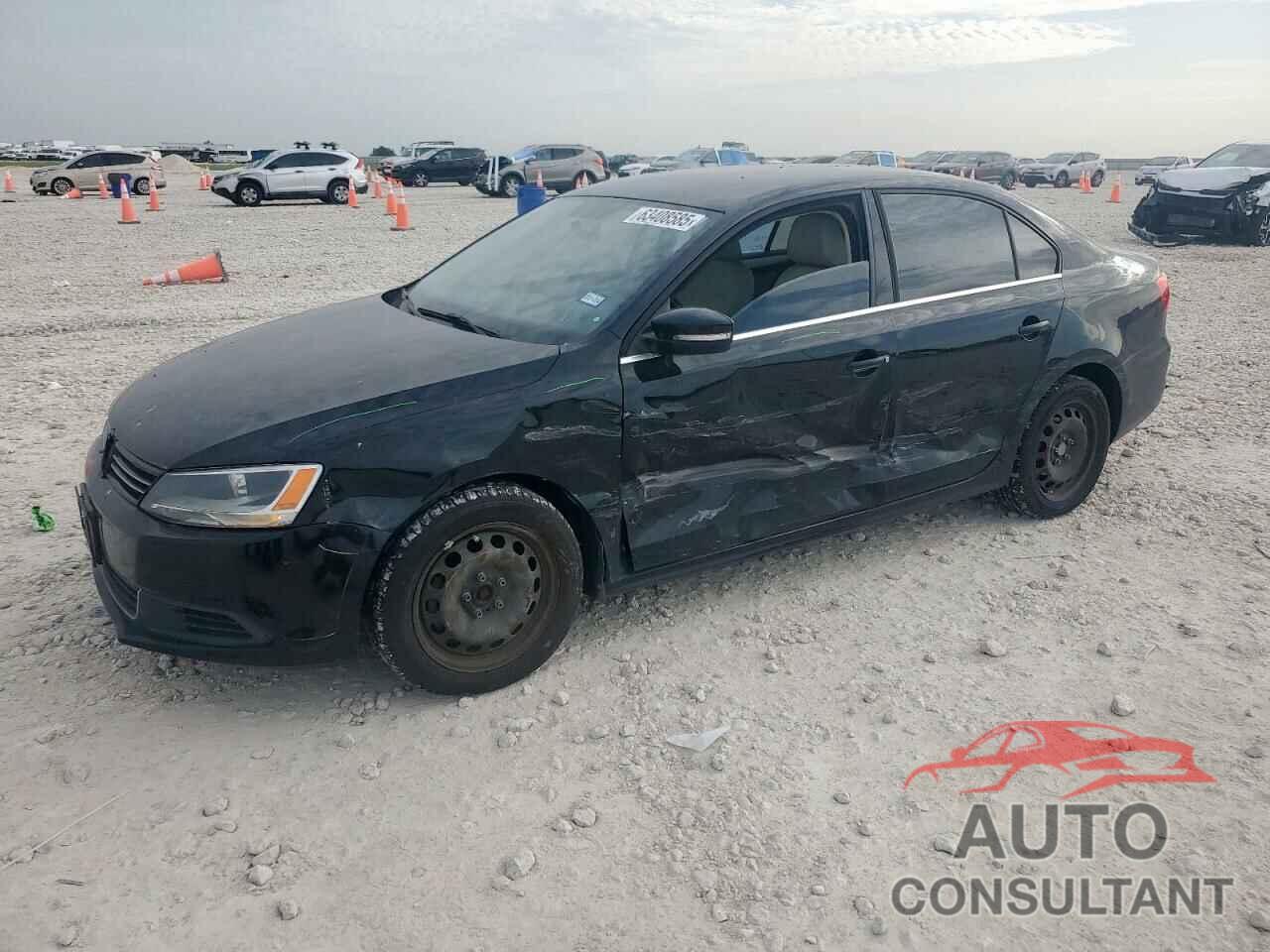 VOLKSWAGEN JETTA 2013 - 3VWDX7AJ5DM450482