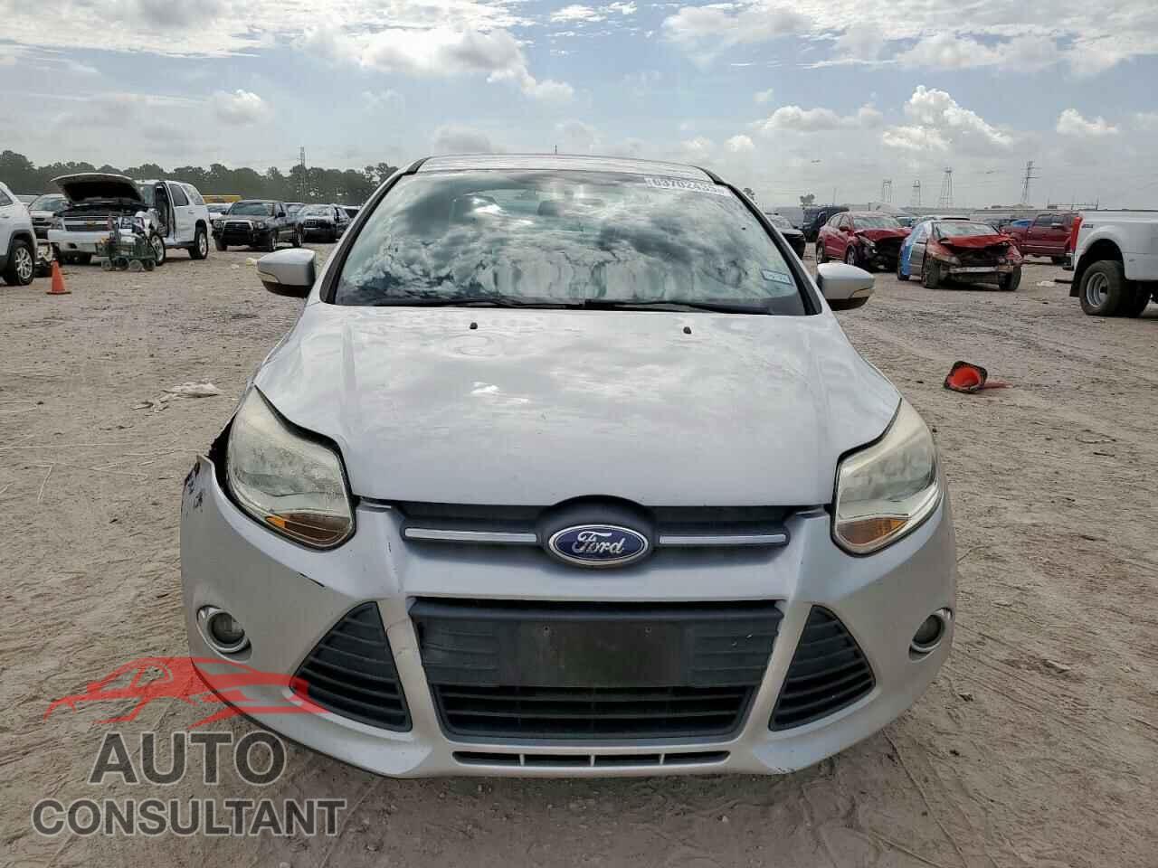 FORD FOCUS 2013 - 1FADP3F29DL284245