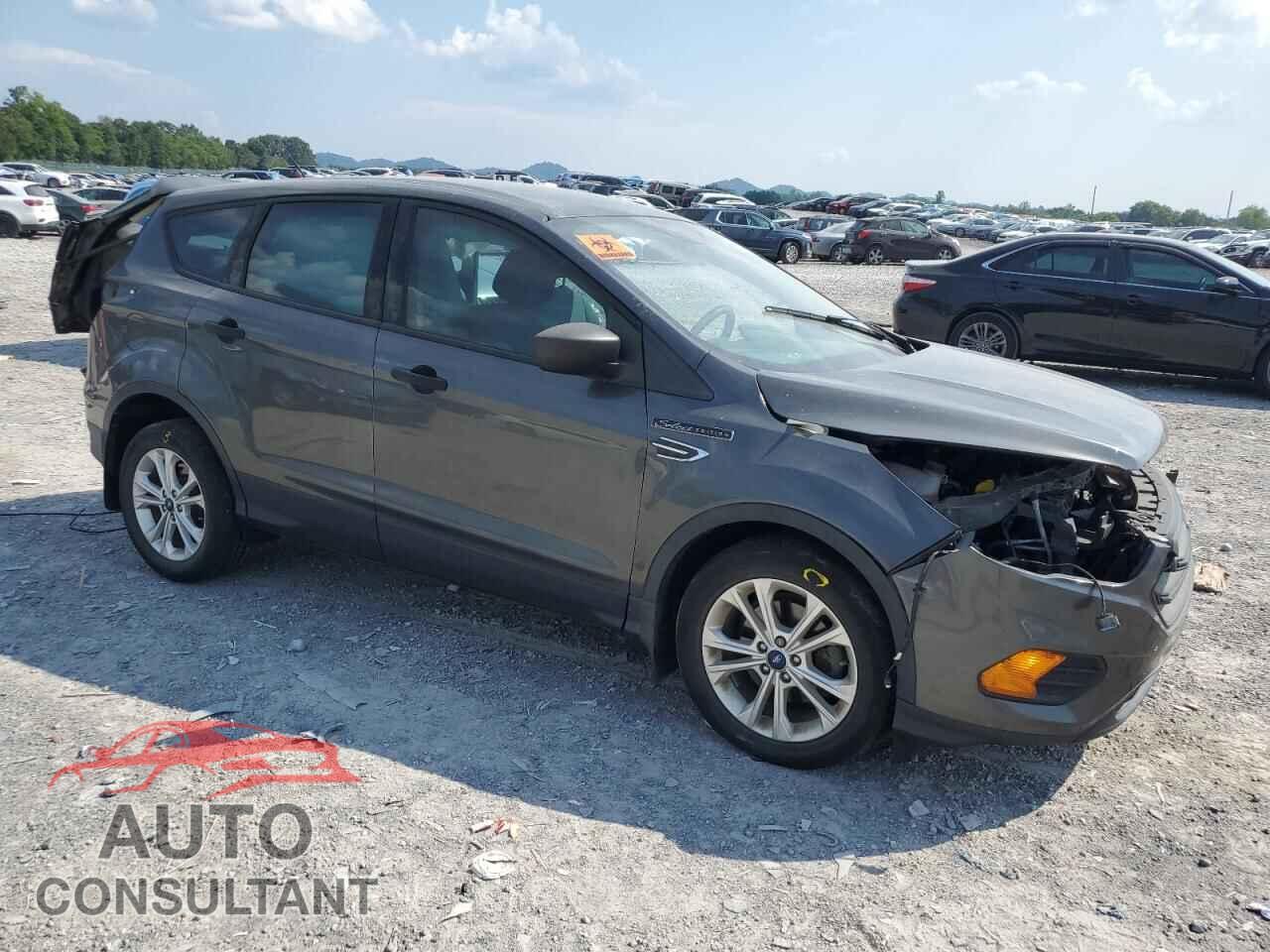FORD ESCAPE 2017 - 1FMCU0F77HUC59512