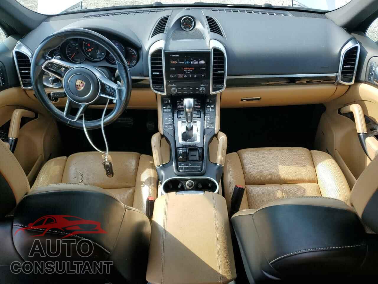 PORSCHE CAYENNE 2017 - WP1AA2A2XHKA88079