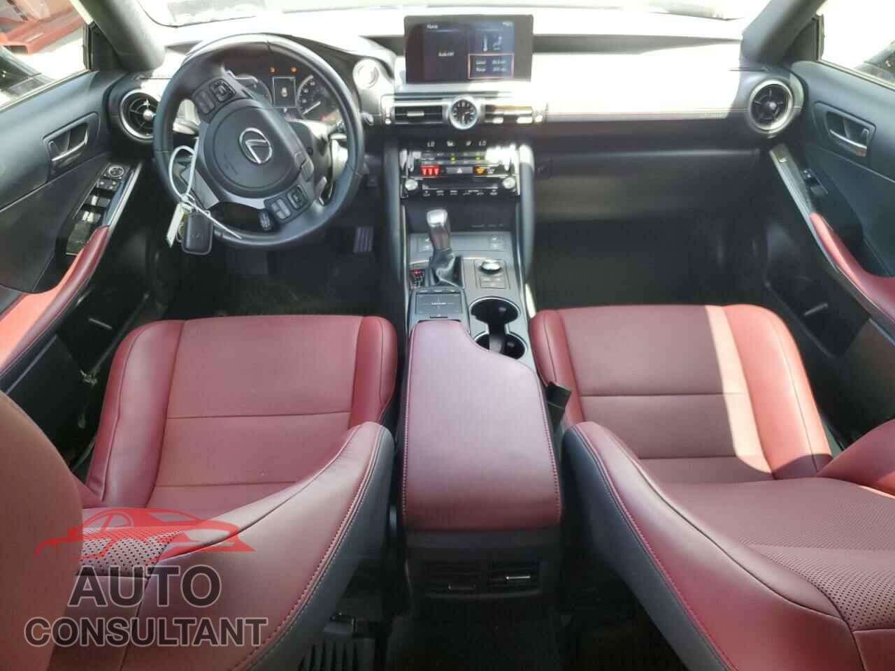 LEXUS IS 2021 - JTHCA1D26M5117763