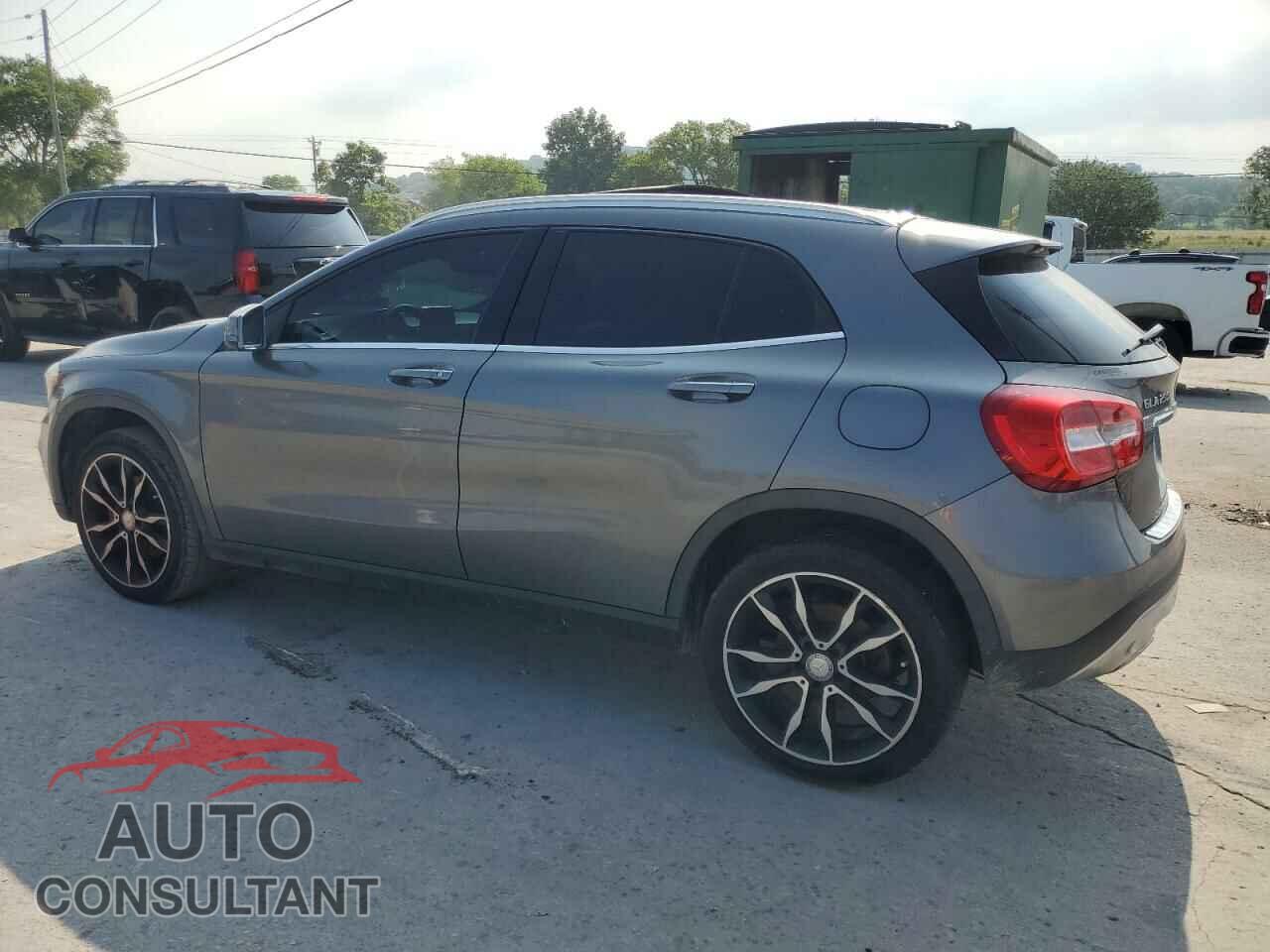 MERCEDES-BENZ GLA-CLASS 2017 - WDCTG4EB1HJ352191