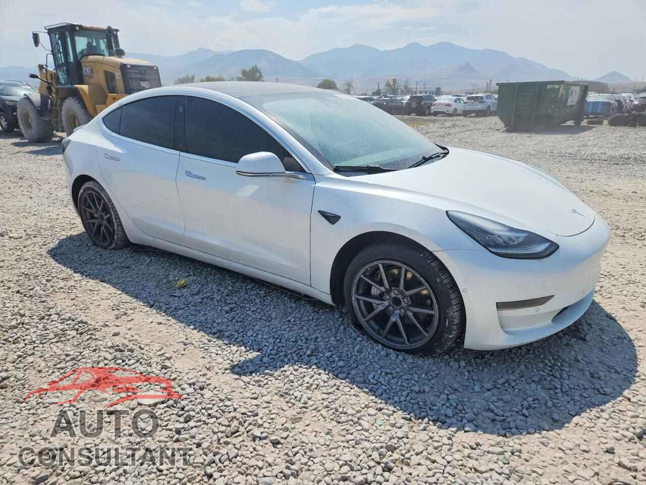 TESLA MODEL 3 2020 - 5YJ3E1EA0LF612713