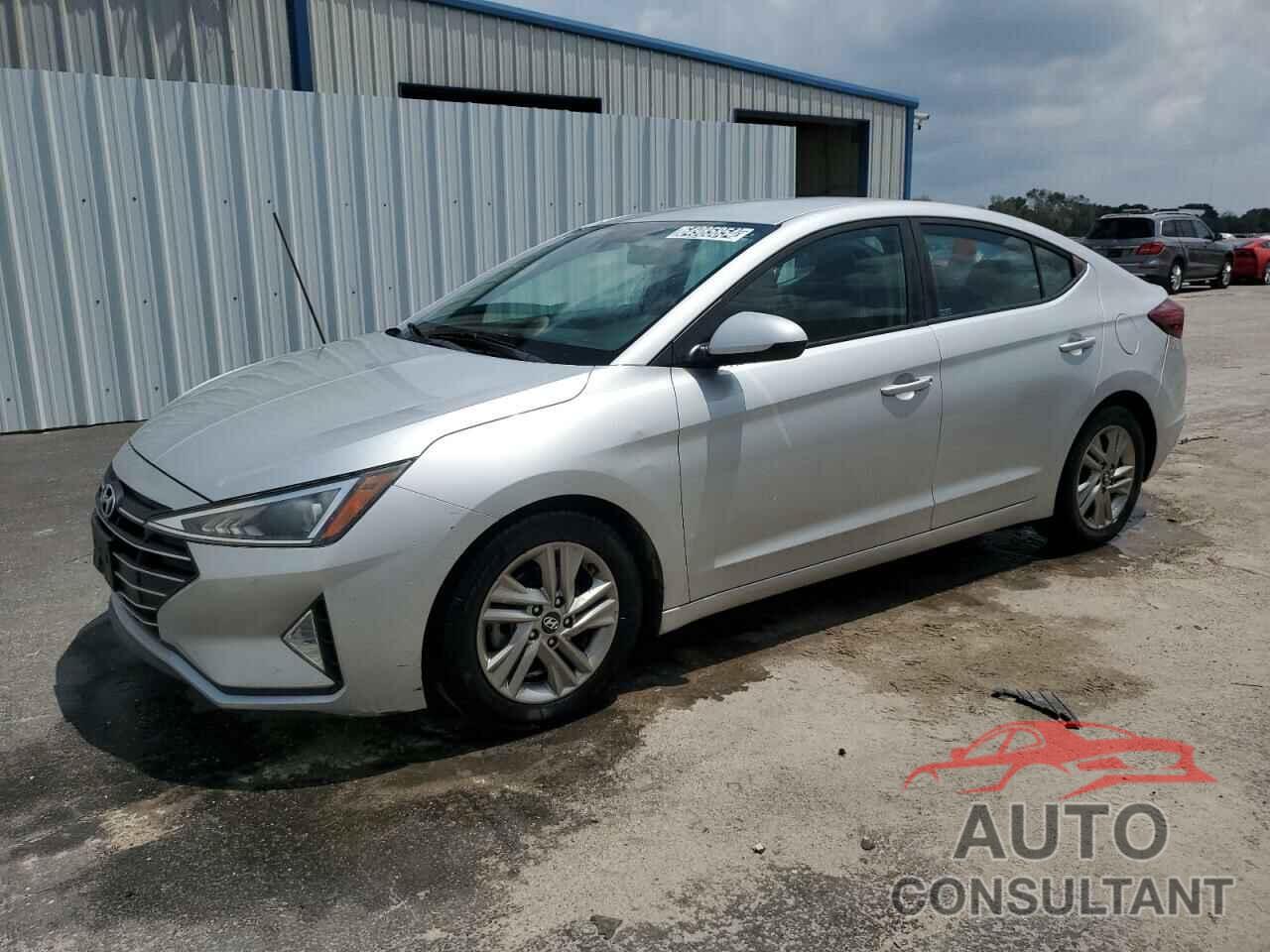 HYUNDAI ELANTRA 2019 - 5NPD84LF6KH431899