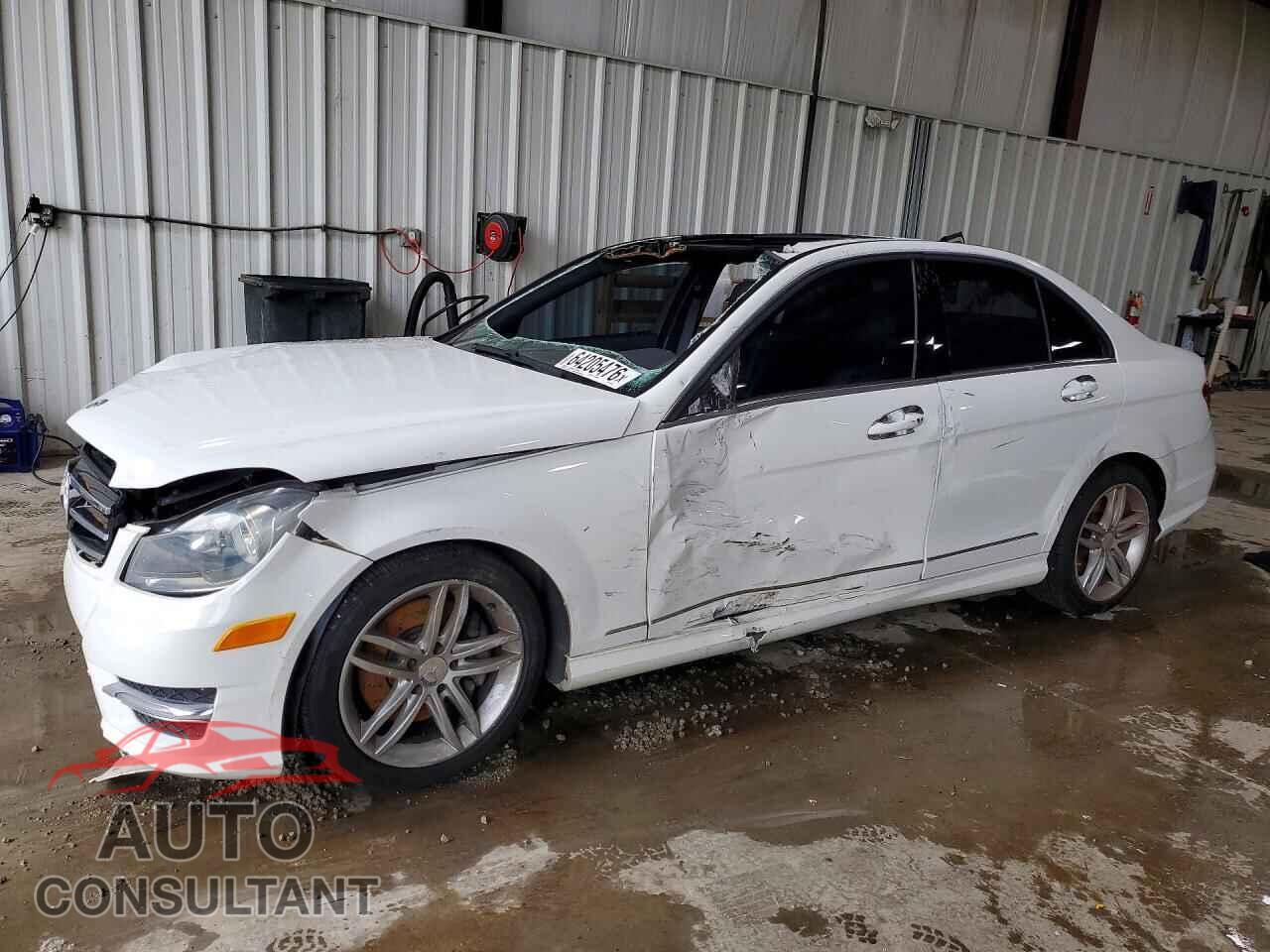 MERCEDES-BENZ C-CLASS 2014 - WDDGF8AB1ER315779