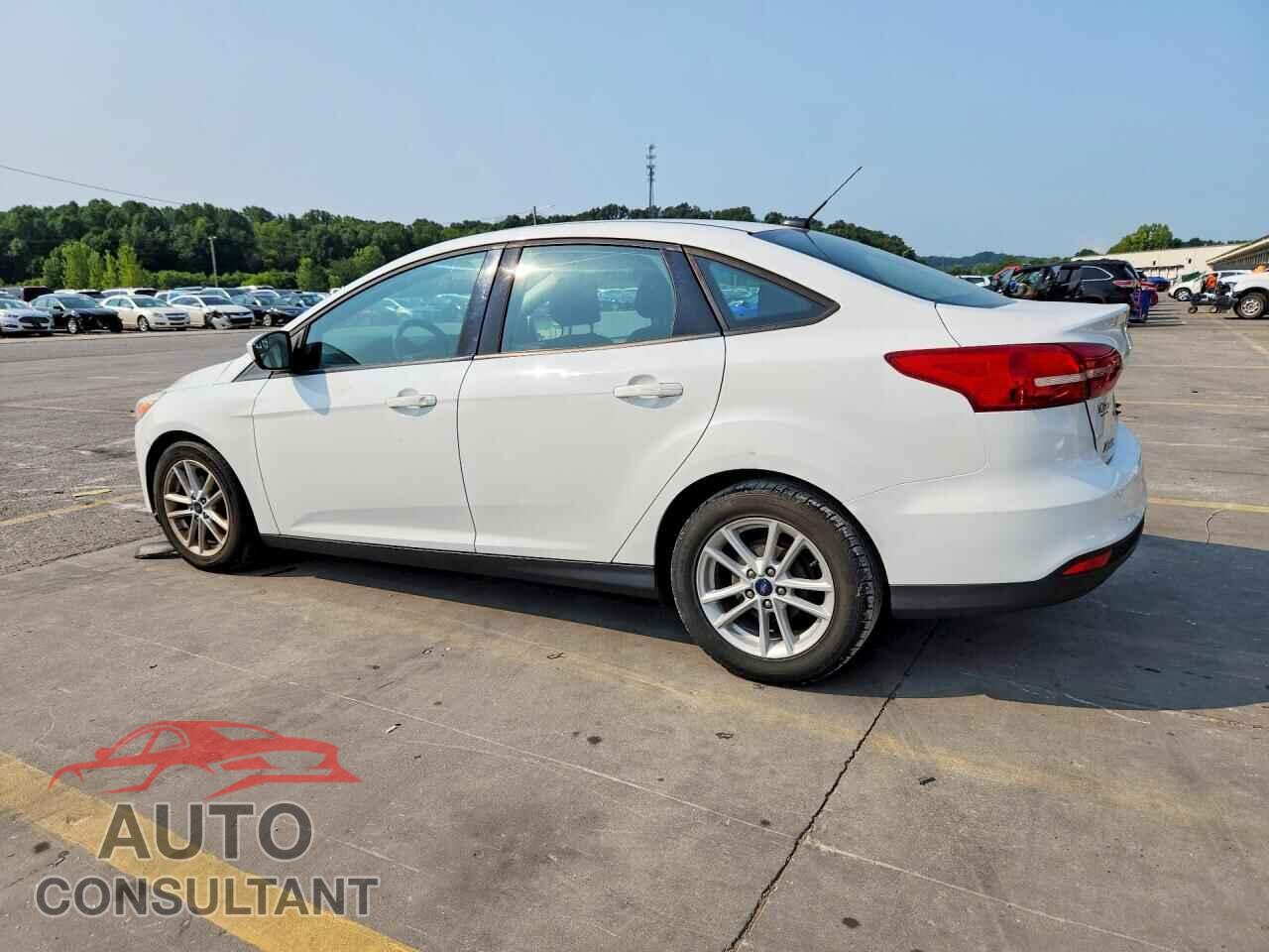 FORD FOCUS 2018 - 1FADP3F26JL286112
