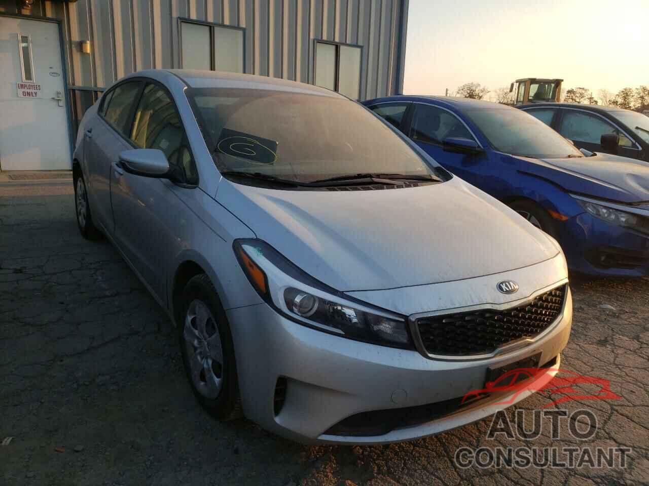 KIA FORTE 2018 - 3KPFK4A73JE193342