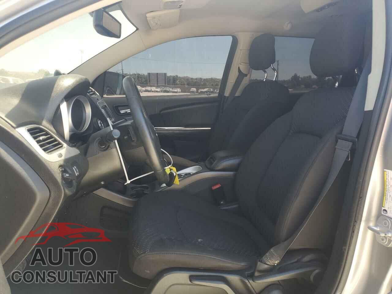 DODGE JOURNEY 2017 - 3C4PDCAB6HT638367