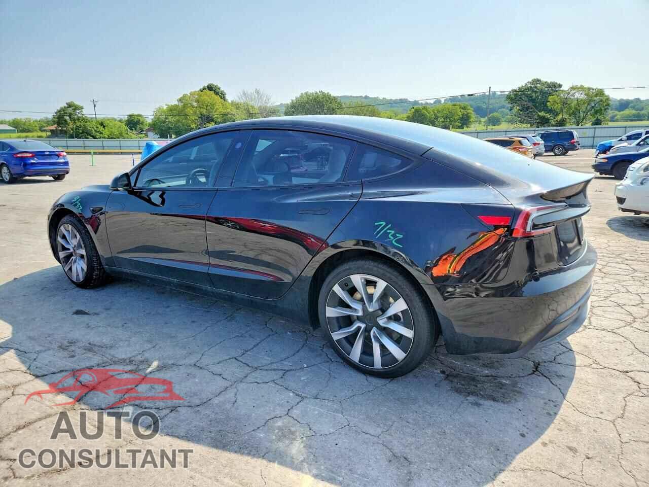 TESLA MODEL 3 2026 - 5YJ3E1EA2TF140904