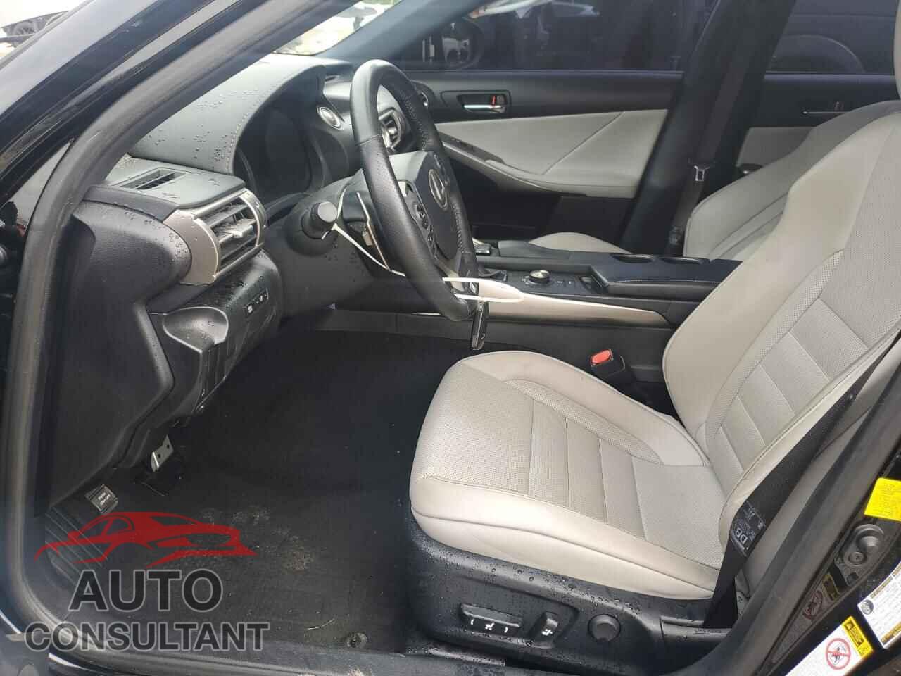 LEXUS IS 2015 - JTHCF1D29F5022683