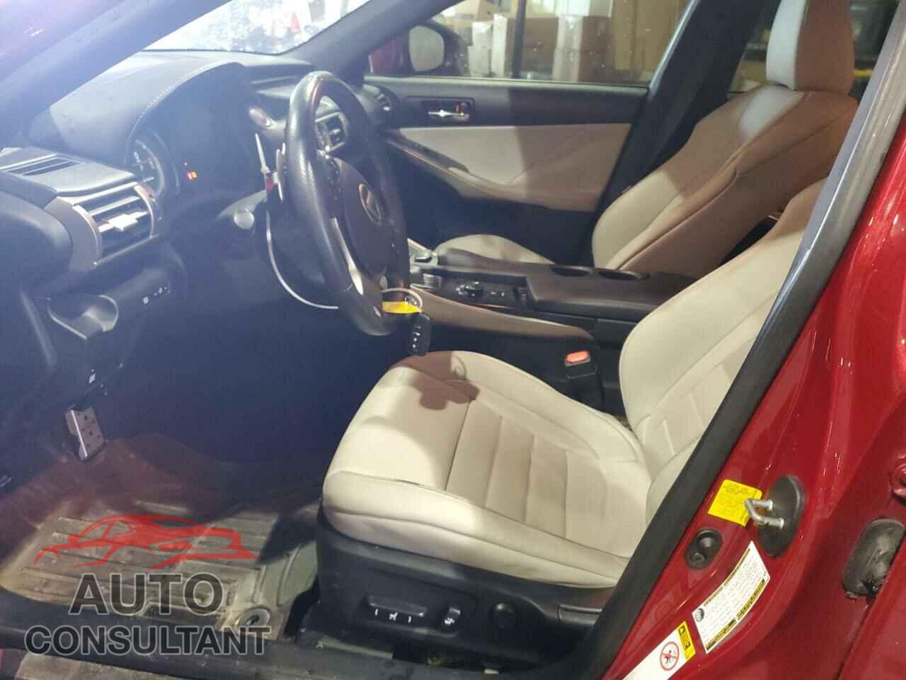 LEXUS IS 2014 - JTHCF1D29E5005543
