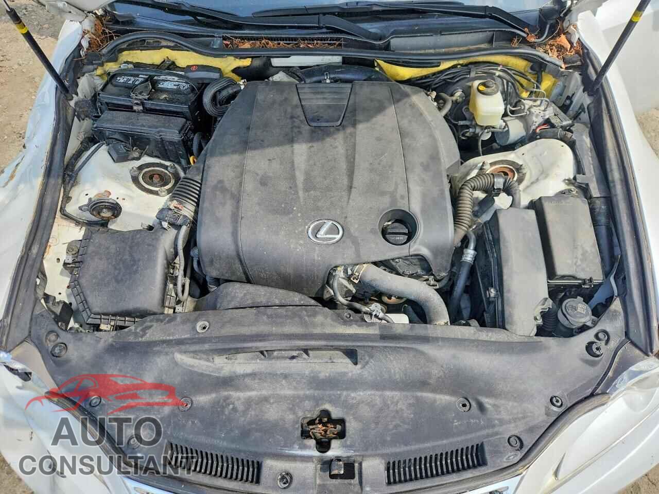 LEXUS IS 2014 - JTHCF1D21E5014740