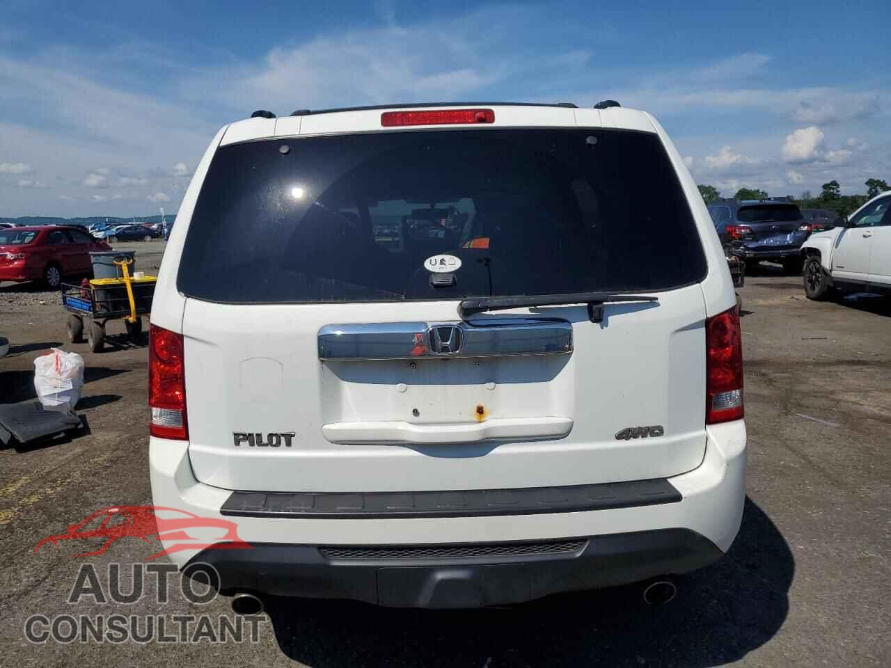 HONDA PILOT 2014 - 5FNYF4H54EB026876
