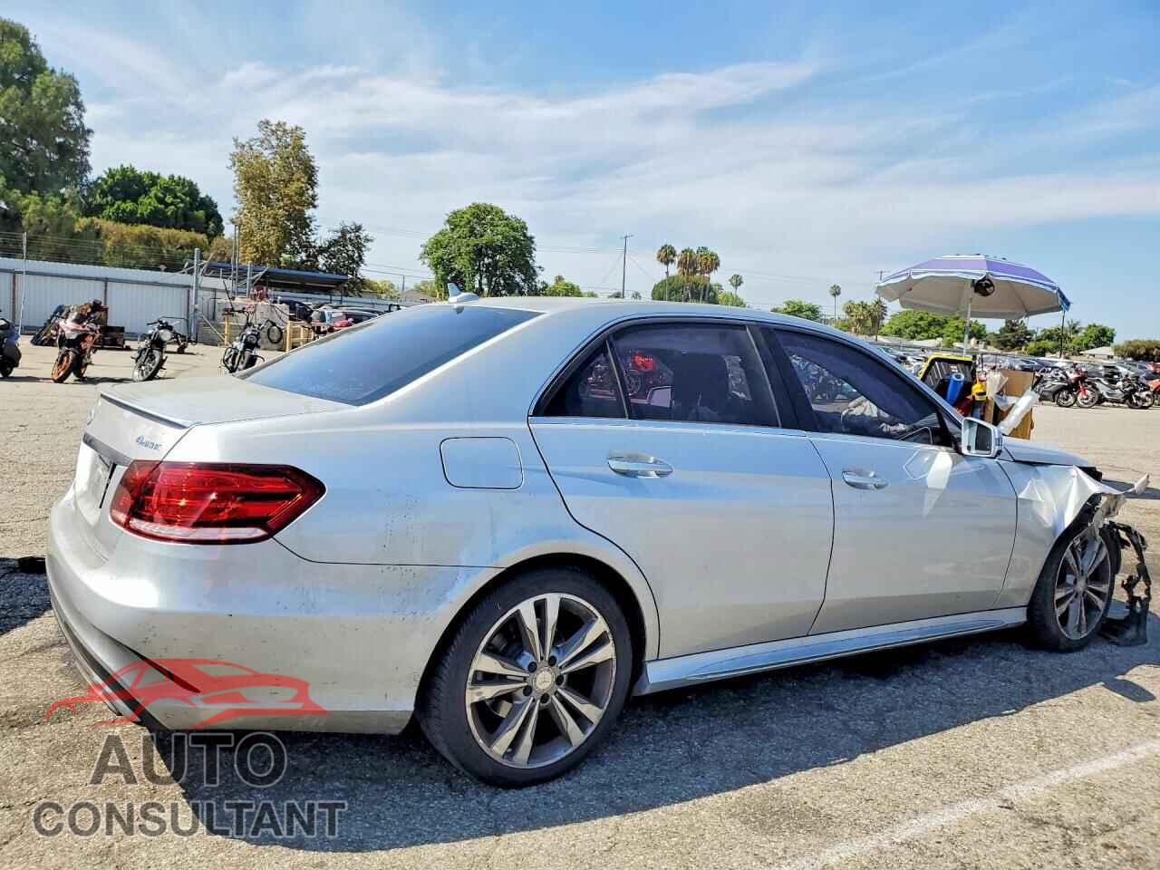 MERCEDES-BENZ E-CLASS 2015 - WDDHF8JB0FB140309