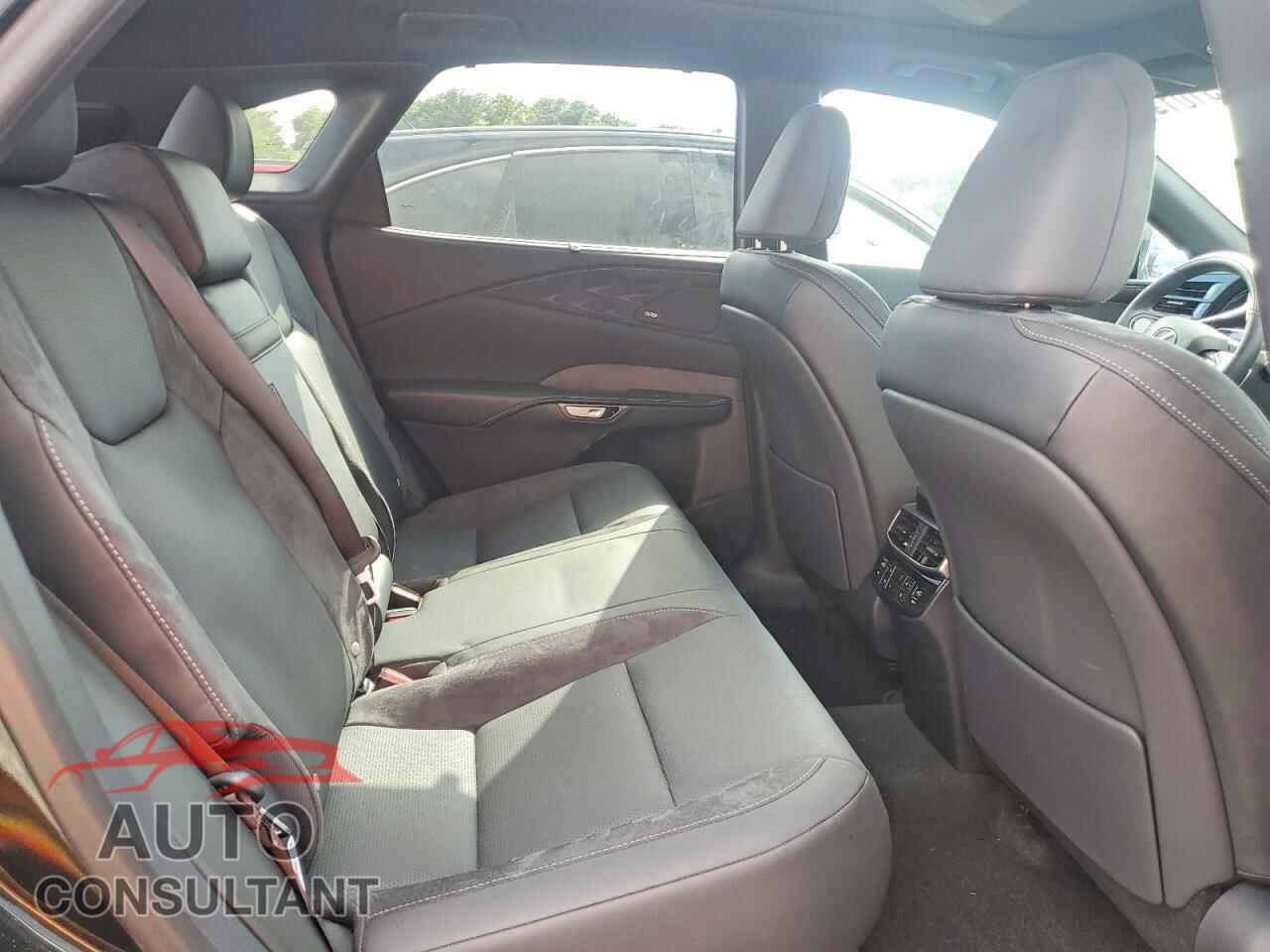 LEXUS UNKNOWN 2025 - 2T2BBMCA4SC104932