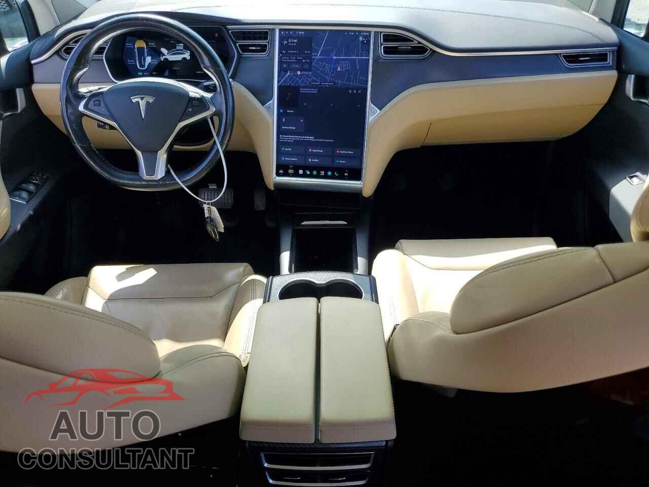 TESLA MODEL X 2016 - 5YJXCBE21GF016554