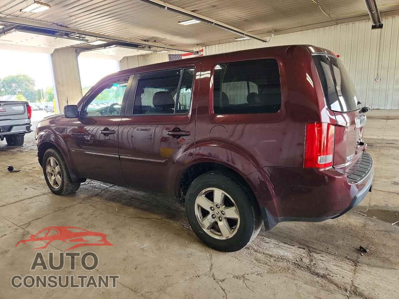 HONDA PILOT 2011 - 5FNYF4H59BB010152