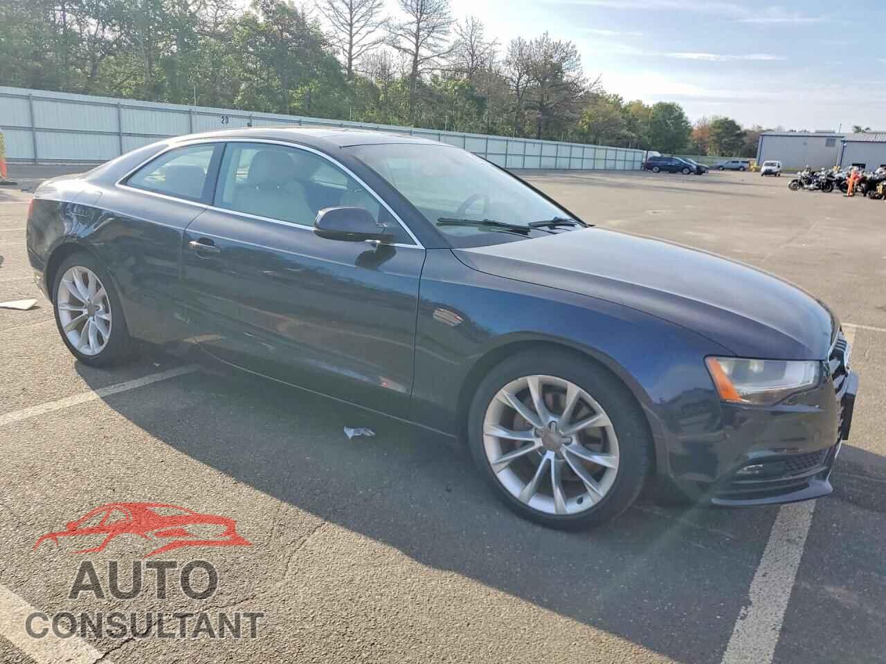 AUDI A5 2013 - WAUCFAFR4DA018456