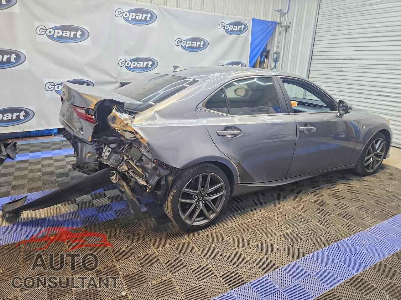 LEXUS IS 2014 - JTHBE1D22E5014096