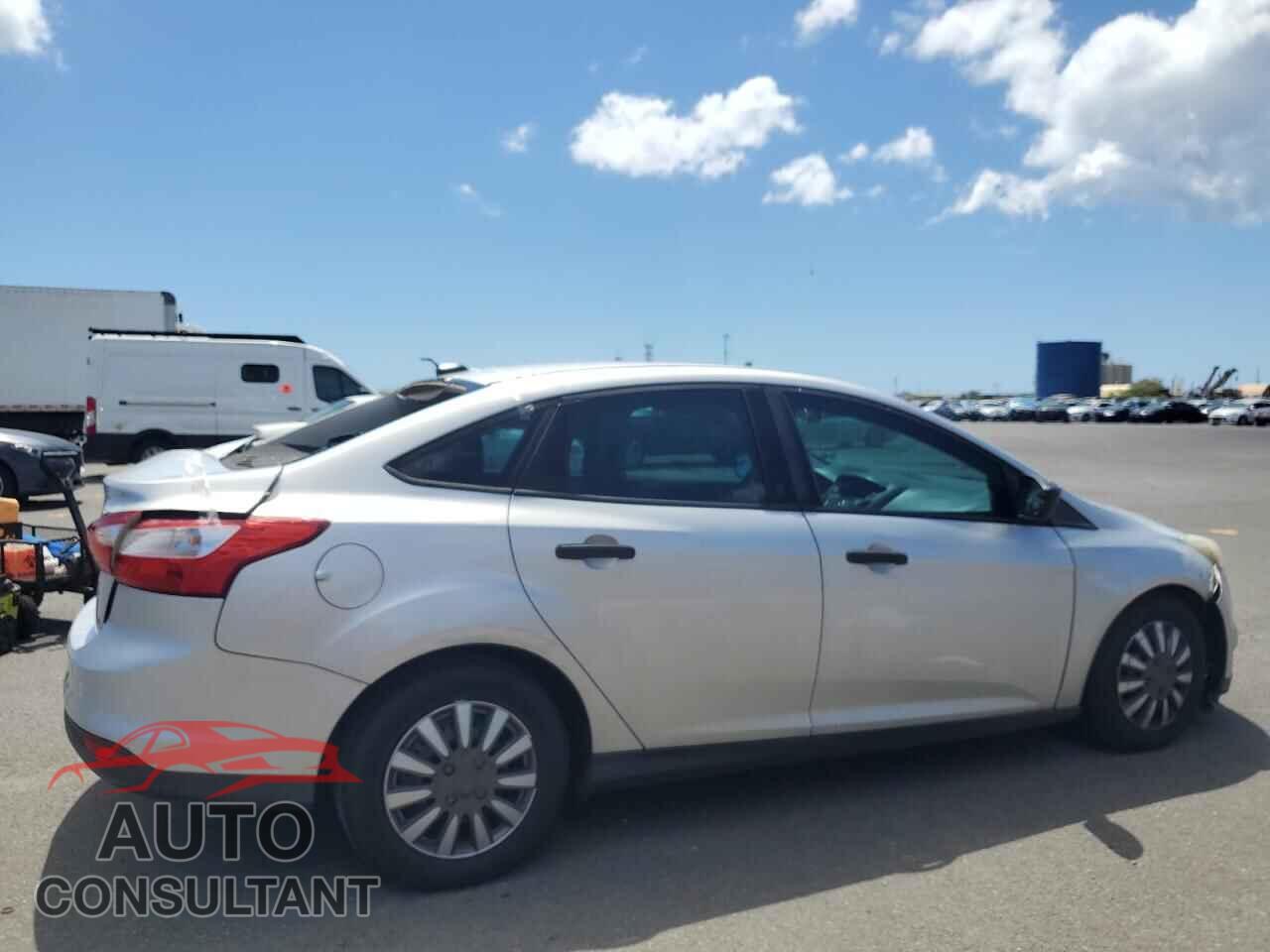 FORD FOCUS 2012 - 1FAHP3E21CL302478