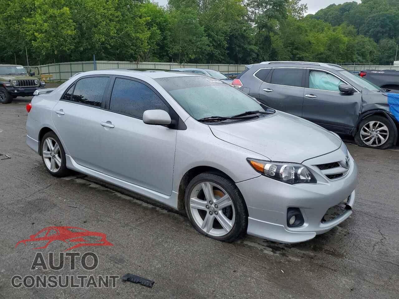 TOYOTA COROLLA 2013 - 2T1BU4EE9DC063019