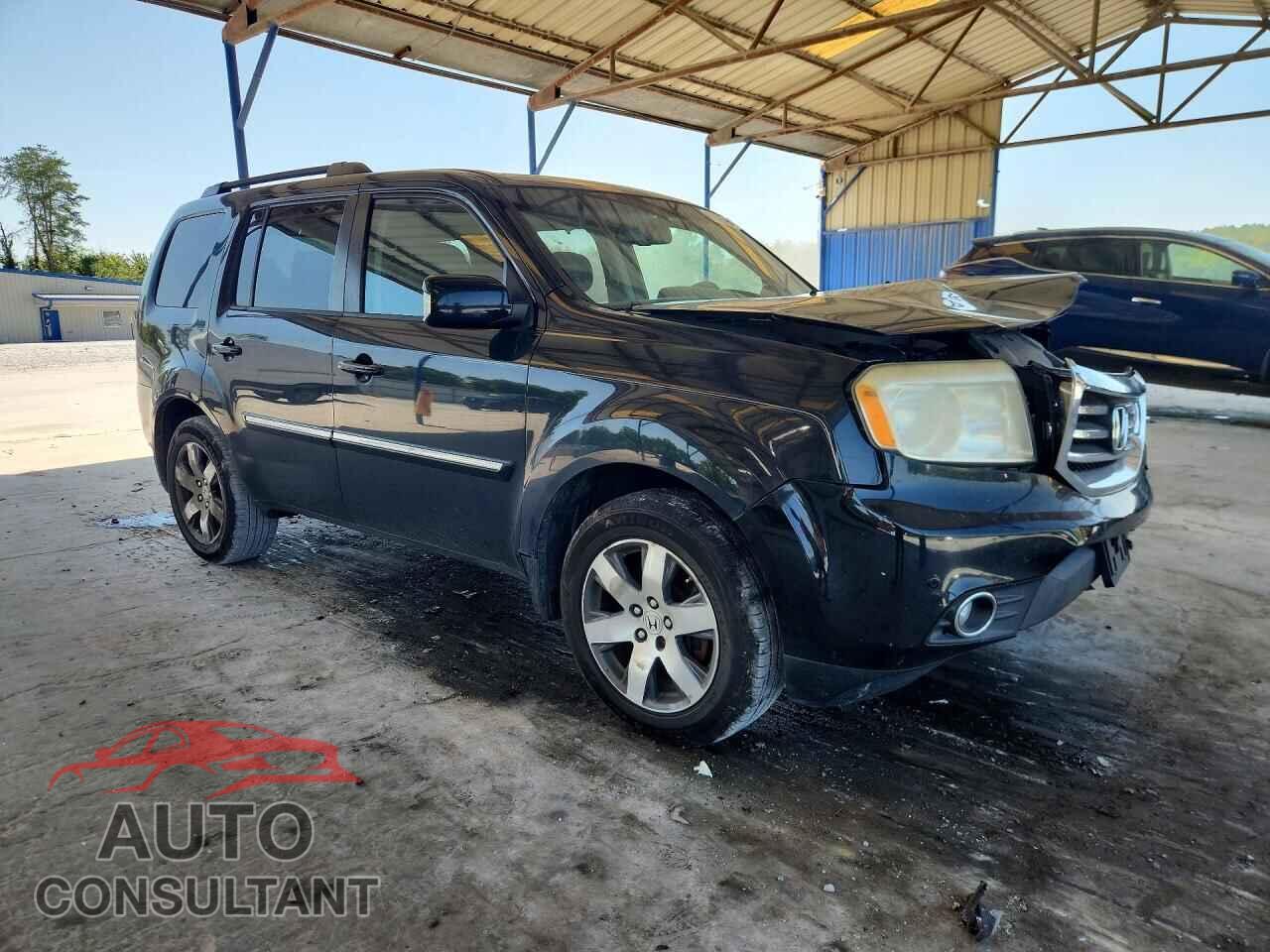 HONDA PILOT 2015 - 5FNYF4H94FB009547