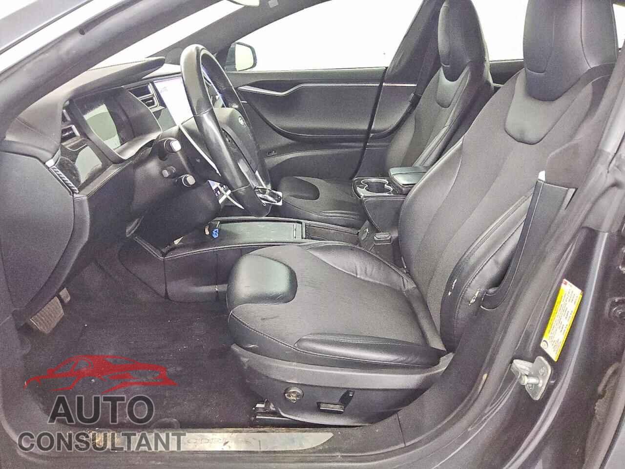TESLA MODEL S 2016 - 5YJSA1E28GF157552