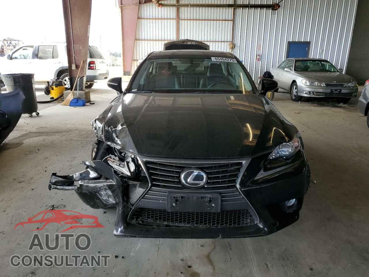 LEXUS IS 2014 - JTHBF1D25E5008743