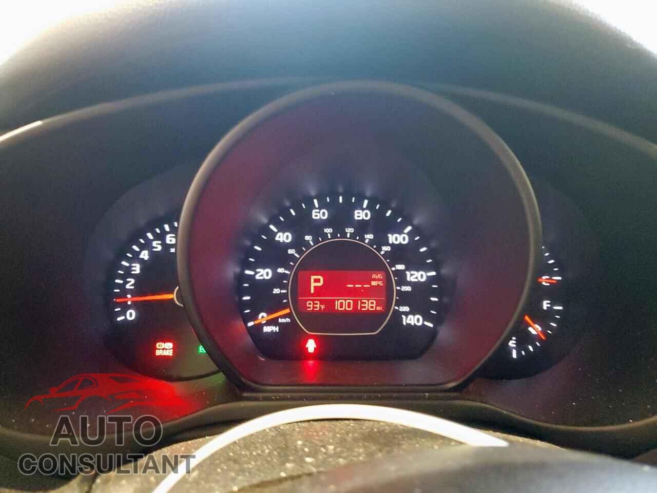 KIA SOUL 2017 - KNDJP3A5XH7464430