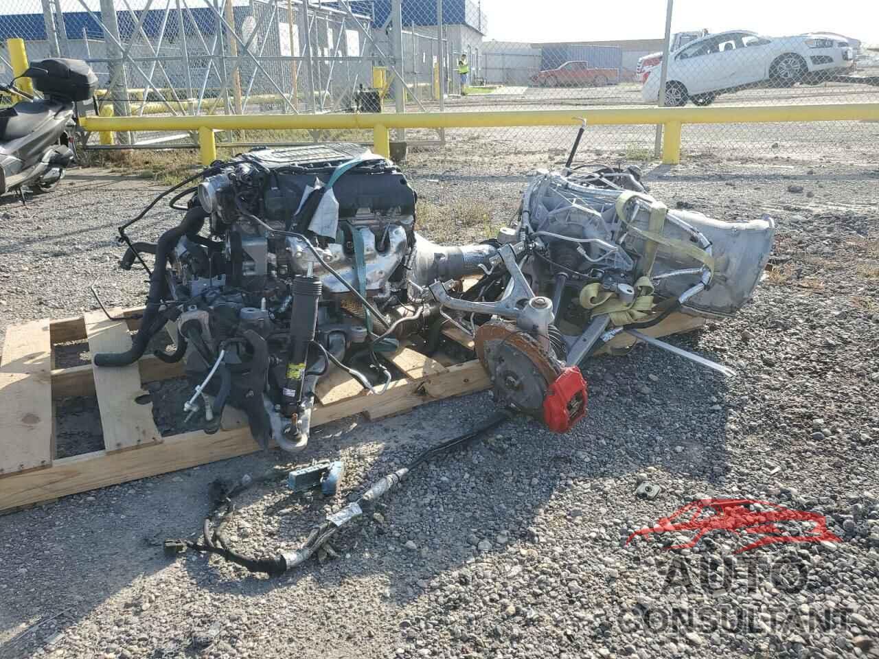 CHEVROLET CORVETTE 2015 - 1G1YS3D66F5604329