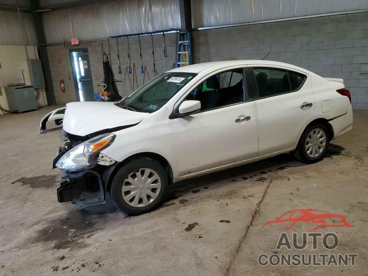 NISSAN VERSA 2018 - 3N1CN7AP0JL802722