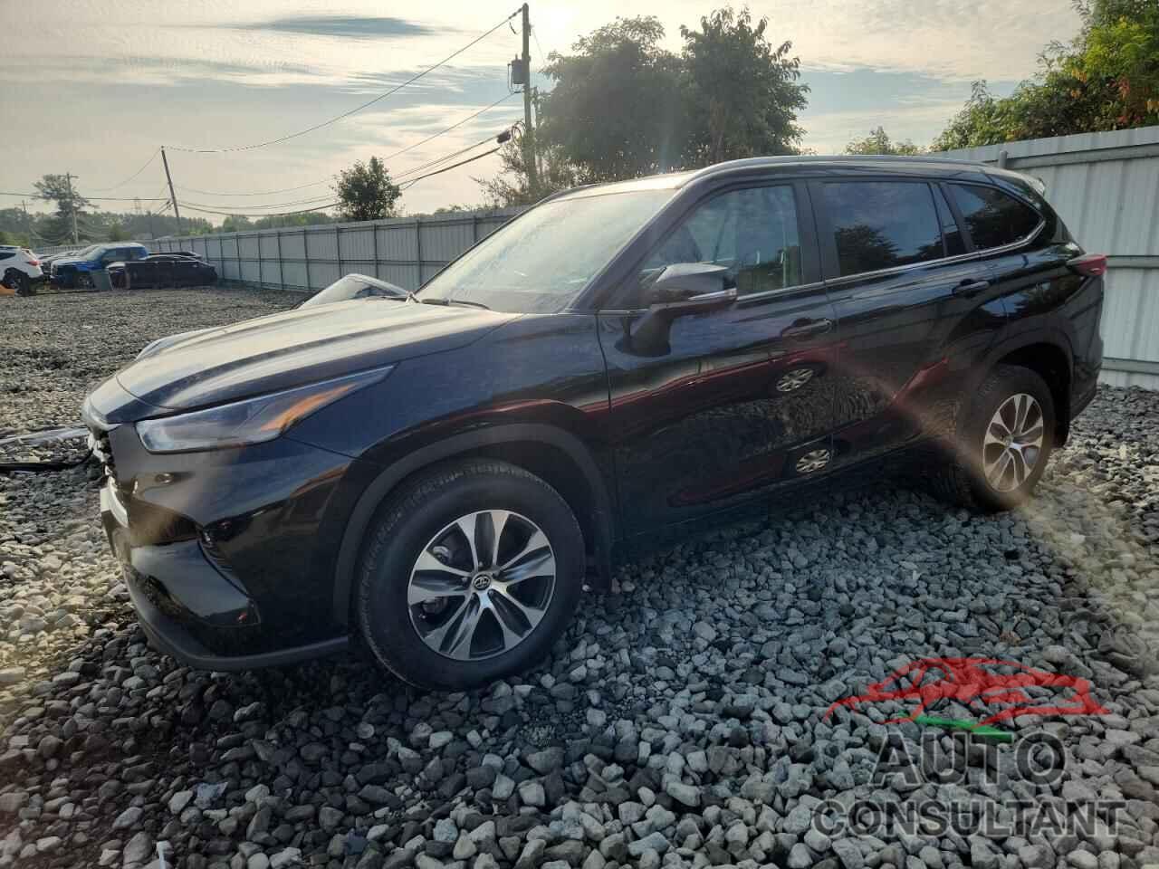 TOYOTA HIGHLANDER 2024 - 5TDKDRBH9RS536802