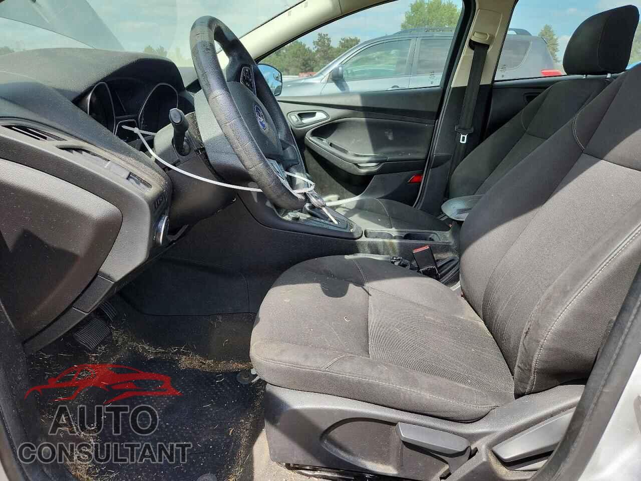 FORD FOCUS 2017 - 1FADP3F2XHL219183