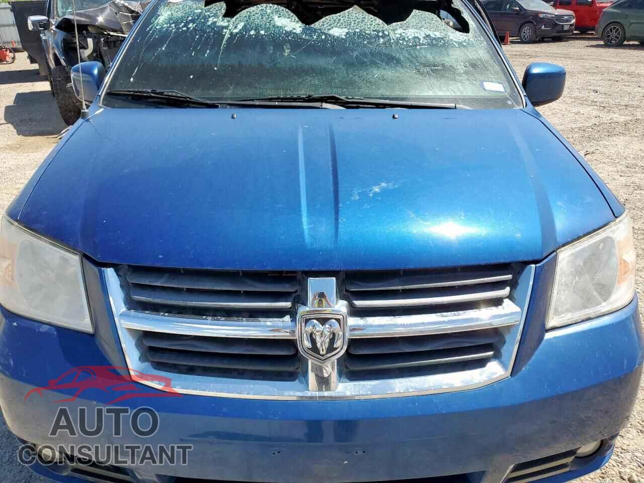 DODGE CARAVAN 2010 - 2D4RN5D13AR139543