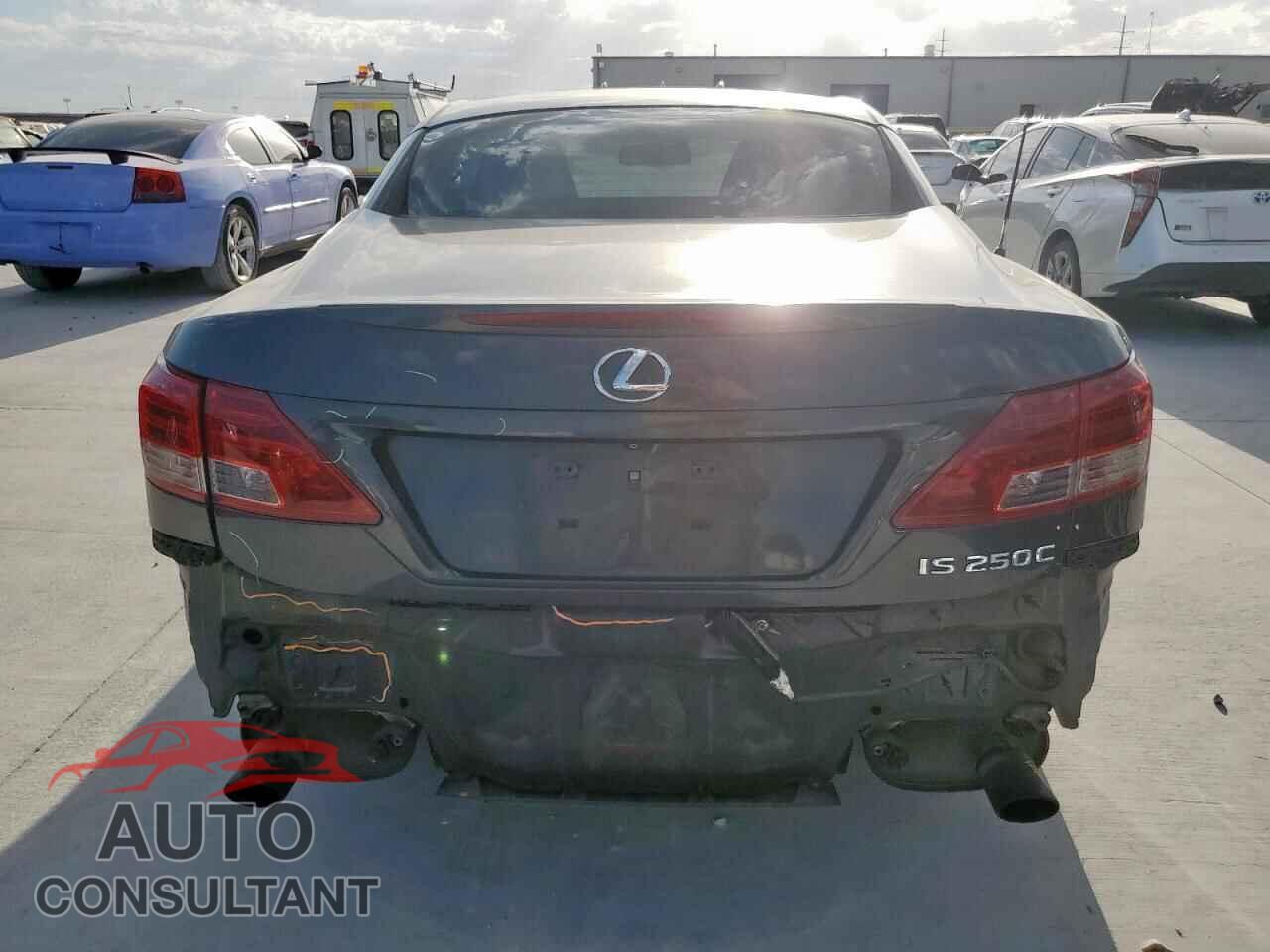 LEXUS IS 2011 - JTHFF2C22B2514682