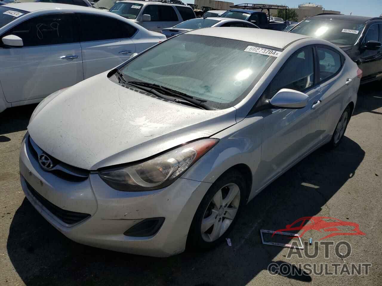 HYUNDAI ELANTRA 2013 - KMHDH4AE4DU814061