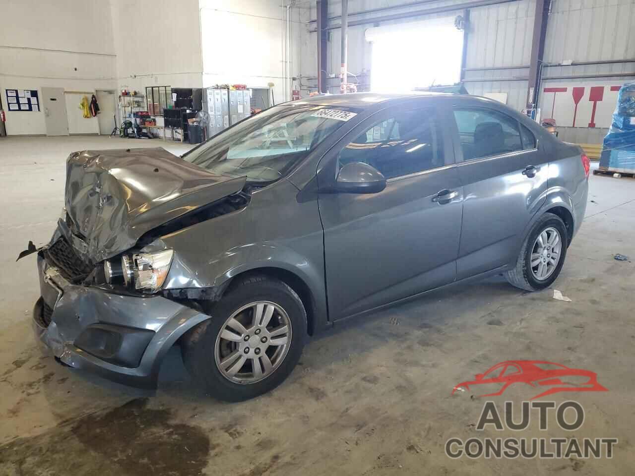 CHEVROLET SONIC 2013 - 1G1JC5SH4D4168145