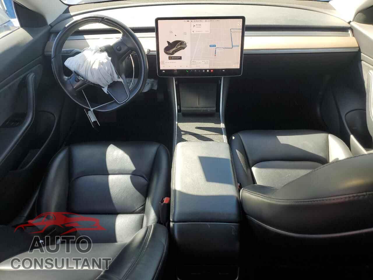 TESLA MODEL 3 2018 - 5YJ3E1EA8JF043963
